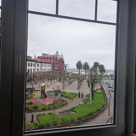 Precioso Piso Con Garaje En El Centro De