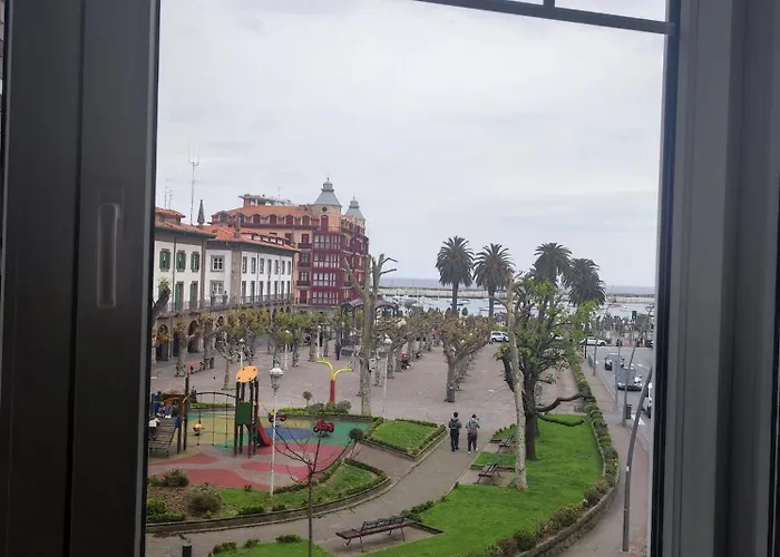 Precioso Piso Con Garaje En El Centro De