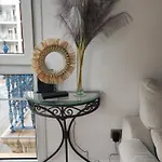 Precioso Piso Con Garaje En El Centro De *