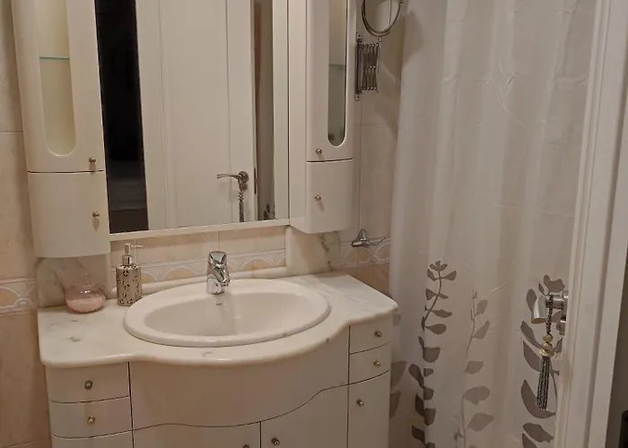 Precioso Piso Con Garaje En El Centro De Lejlighed Castro Urdiales