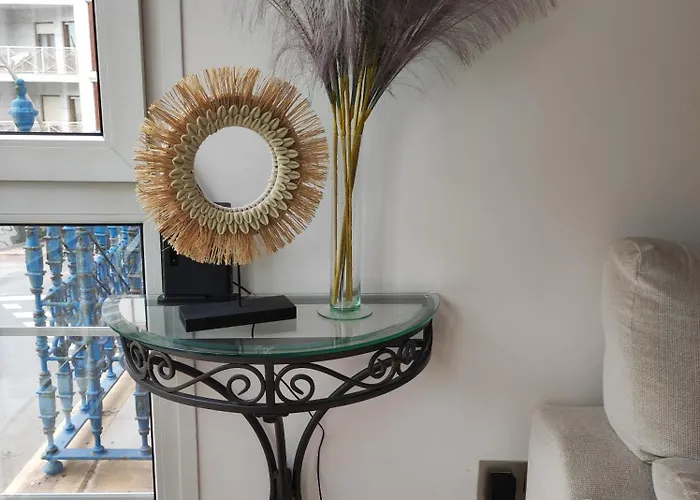 Precioso Piso Con Garaje En El Centro De *